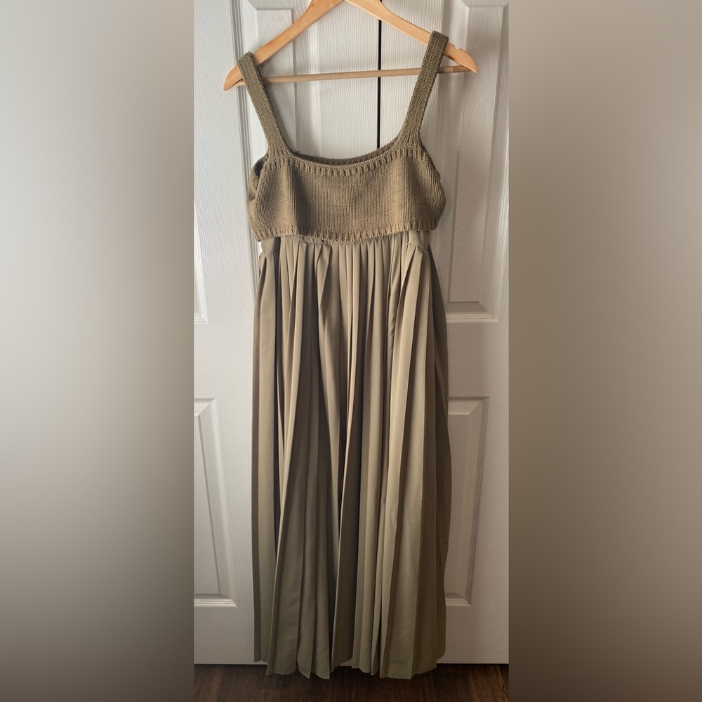 mare mare x ANTHROPOLOGIE Khaki Pleated Twofer Pleated Sleeveless Maxi Dress M - Picture 4 of 12